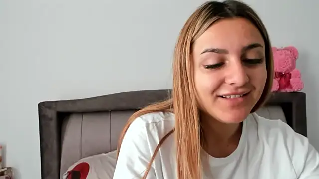 NicolePlay online show from March 2026 05:33:02 AM