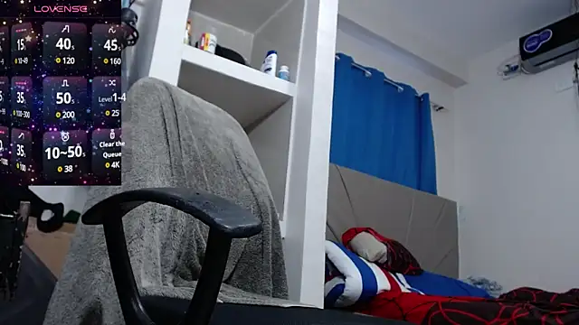 Snapshot of lewislamxxx_hot chatting on January 2025 09:19:02 PM lewislamxxx hot online show from January 2025 09:19:02 PM