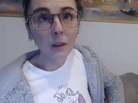 cleophee online show from February 2025 07:27:01 AM