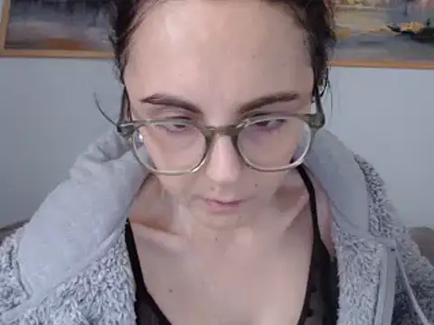 cleophee online show from February 2025 09:58:02 AM