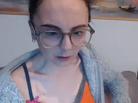 cleophee online show from February 2025 06:41:01 AM