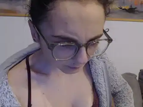 cleophee online show from February 2025 06:38:02 AM