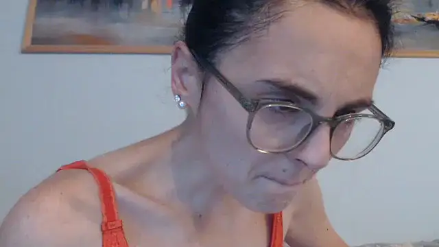 cleophee online show from September 2025 06:03:01 AM