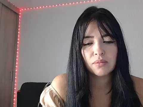 Aleska  Bell online show from July 2026 04:09:02 PM