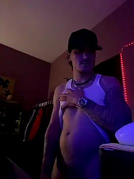 Snapshot of Jbizzle247 chatting on December 2025 04:39:02 AM Jbizzle247 online show from December 2025 04:39:02 AM