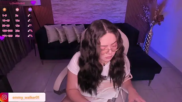 emmy walker online show from December 2025 11:08:02 AM