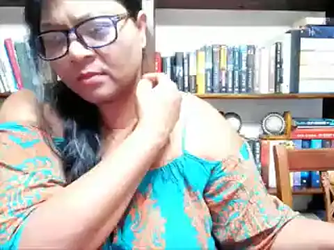 IndianDelia online show from September 2025 01:17:01 AM