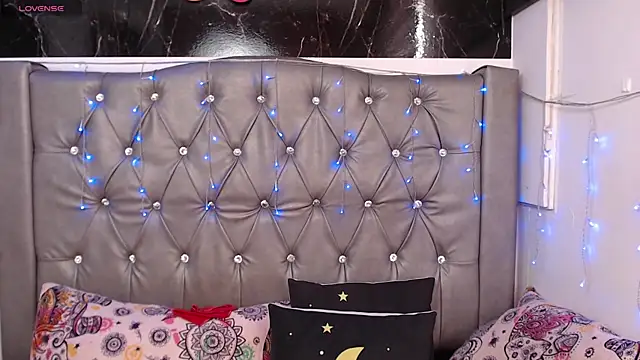 LAILAGUMMY online show from March 2026 02:39:02 PM