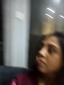 Mahi4luv online show from February 2025 09:46:01 PM