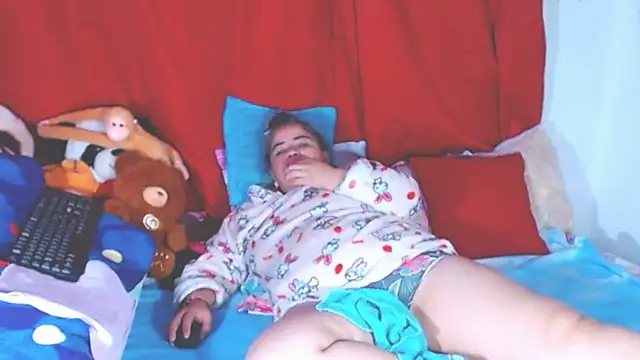 Snapshot of estrellita_fugaz16x chatting on November 2025 03:17:01 AM estrellita fugaz16x online show from November 2025 03:17:01 AM