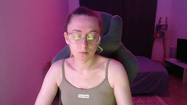 Snapshot of AnabelFrel chatting on November 2025 01:15:01 AM AnabelFrel online show from November 2025 01:15:01 AM