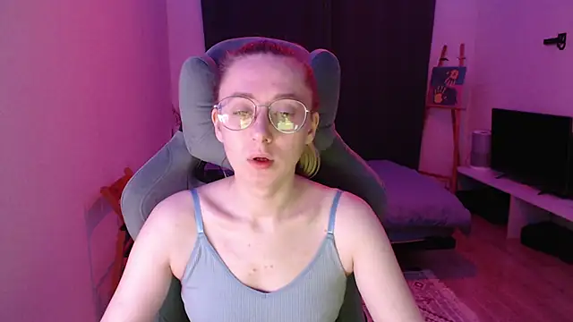 Snapshot of AnabelFrel chatting on November 2025 01:11:01 AM AnabelFrel online show from November 2025 01:11:01 AM