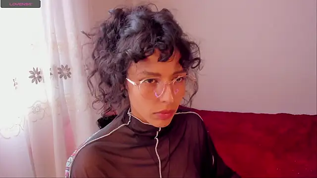 Snapshot of aluna_0310 chatting on January 2025 07:50:02 PM aluna 0310 online show from January 2025 07:50:02 PM