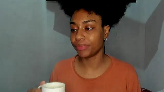 thaimy  online show from September 2025 11:18:01 PM