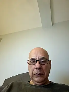 Snapshot of bygenio20199 chatting on November 2025 04:49:01 PM bygenio20199 online show from November 2025 04:49:01 PM