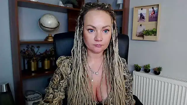 KayaMagic online show from December 2024 05:21:01 PM