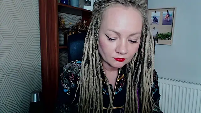 KayaMagic online show from December 2025 06:01:02 PM