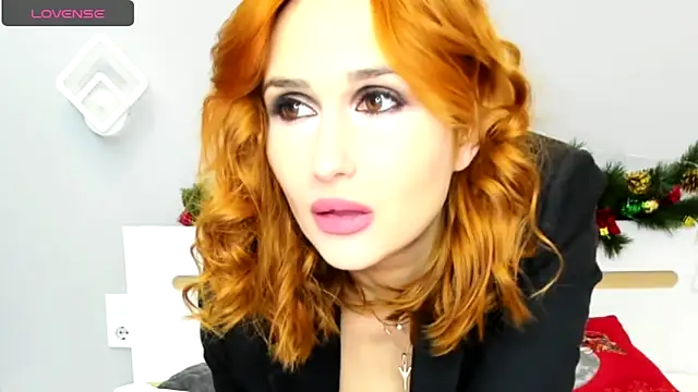 Red Fairy  online show from December 2024 03:15:01 PM