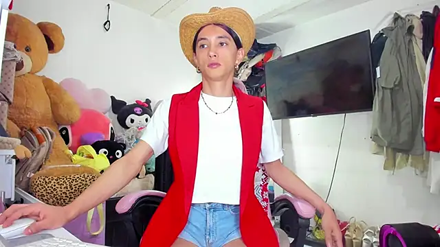 Snapshot of Lawrncesofiets chatting on November 2025 05:56:02 PM Lawrncesofiets online show from November 2025 05:56:02 PM