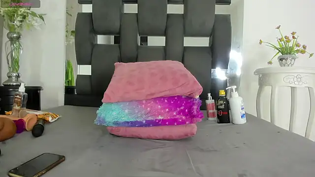 tanyyaa online show from January 2025 04:18:02 PM