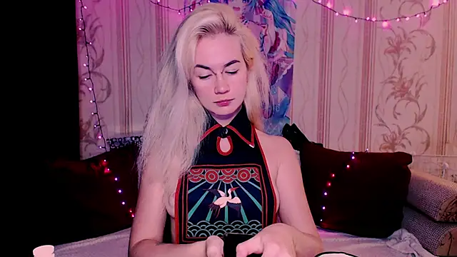 xxxcharismaaa online show from July 2026 08:04:01 PM
