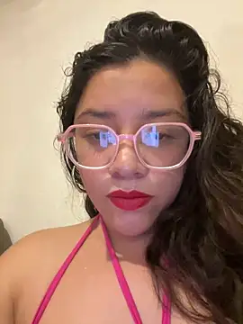 Vivi Kvsh online show from April 2026 06:00:02 AM