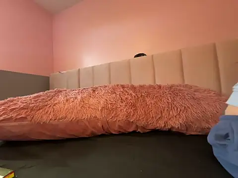 chloetease online show from October 2025 04:03:02 PM