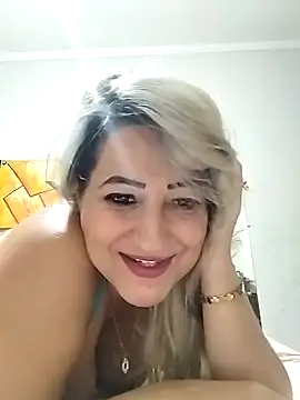 Snapshot of vivifernades chatting on January 2025 02:11:01 PM vivifernades online show from January 2025 02:11:01 PM