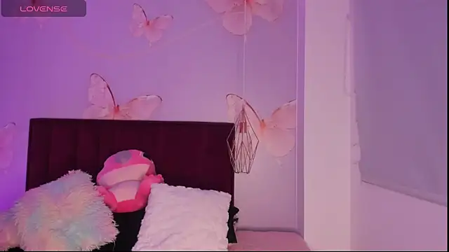 Vivi prinncess online show from March 2026 11:52:02 PM