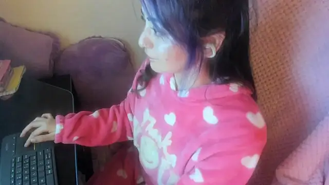 Sammysammy  online show from April 2026 07:13:02 AM