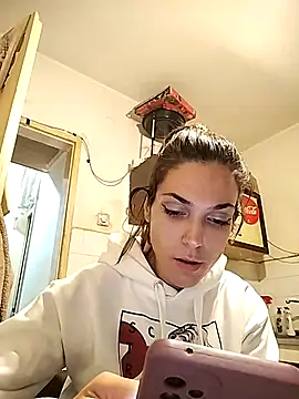 Snapshot of JoLeNe27 chatting on November 2025 05:57:02 PM JoLeNe27 online show from November 2025 05:57:02 PM