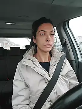 Snapshot of JoLeNe27 chatting on November 2025 06:27:01 AM JoLeNe27 online show from November 2025 06:27:01 AM