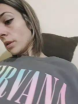 Snapshot of JoLeNe27 chatting on December 2025 05:37:02 AM JoLeNe27 online show from December 2025 05:37:02 AM