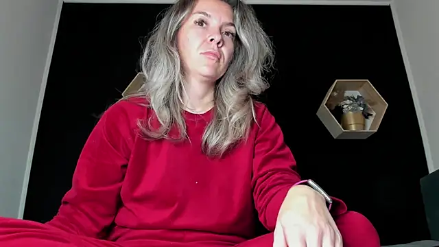 Snapshot of Alesys69 chatting on October 2025 11:41:02 PM Alesys69 online show from October 2025 11:41:02 PM