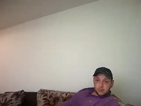 Flakka95 online show from April 2026 03:18:02 AM