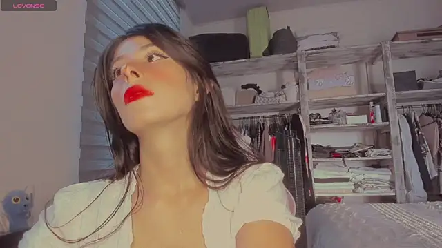 Snapshot of VYONED chatting on November 2025 11:38:02 PM VYONED online show from November 2025 11:38:02 PM