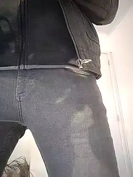 Snapshot of papiculo86 chatting on December 2024 08:55:02 AM papiculo86 online show from December 2024 08:55:02 AM