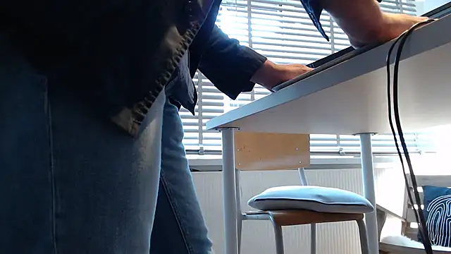 Snapshot of papiculo86 chatting on March 2025 04:24:01 PM papiculo86 online show from March 2025 04:24:01 PM