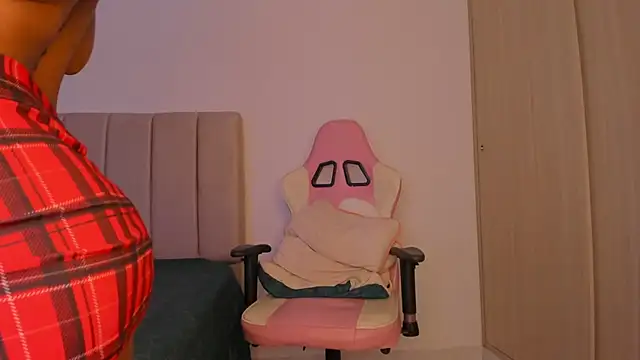 isa bunny online show from April 2026 05:57:01 AM