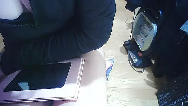 cindy01113520 online show from January 2025 12:50:01 AM