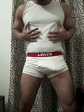 Snapshot of Rajbir0071 chatting on November 2025 03:45:02 PM Rajbir0071 online show from November 2025 03:45:02 PM