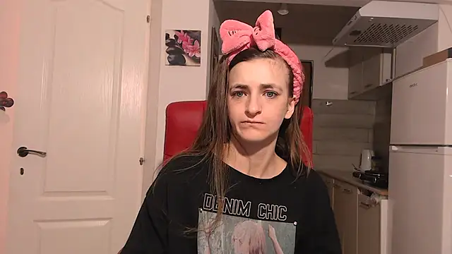 simyhvn online show from February 2026 05:01:02 AM