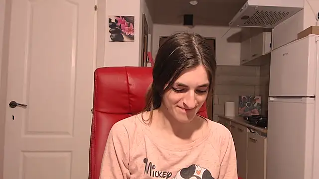 simyhvn online show from April 2026 05:00:01 PM