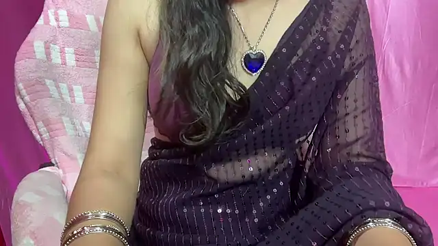 Queen Angelena online show from January 2025 07:01:02 PM