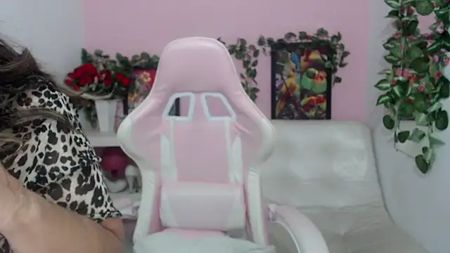 stepmother 105 online show from September 2025 07:52:01 PM