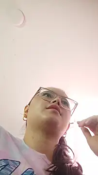 Snapshot of dannaparker chatting on October 2025 03:40:01 PM dannaparker online show from October 2025 03:40:01 PM