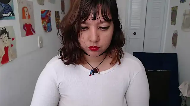 soynanabela28 online show from May 2026 06:58:01 PM