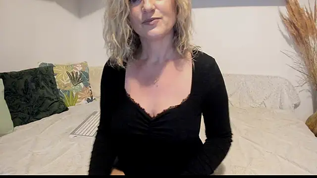 Jadore able online show from November 2025 03:07:01 AM