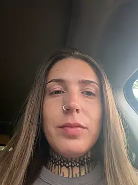 joanaelaa online show from July 2026 07:41:02 PM