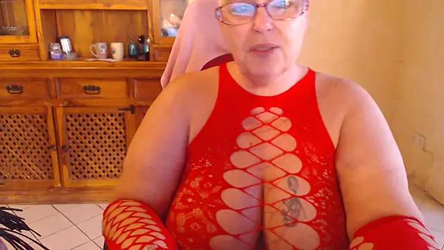 MISS LINDAH online show from November 2025 06:33:02 AM